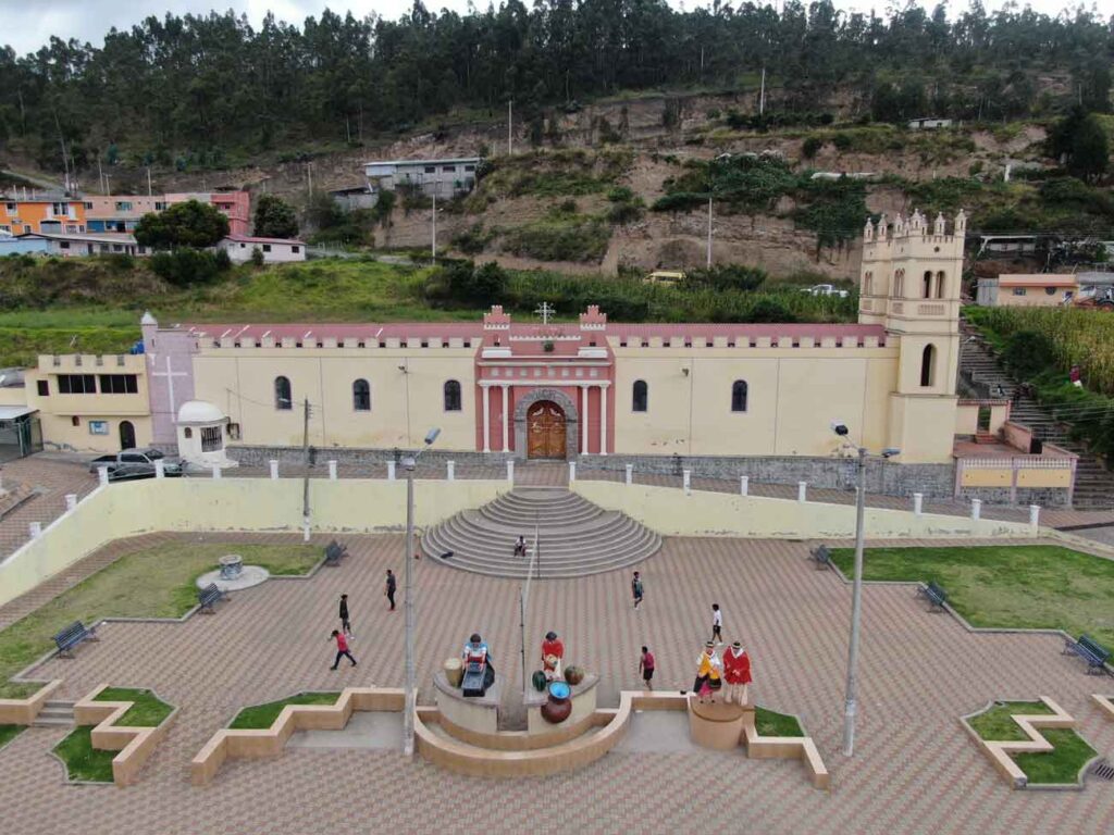 iglesia-oton-parroquia-1024x768 Iglesia Matriz de Otón